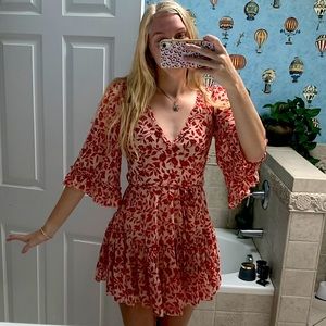 Selfie Leslie Dress